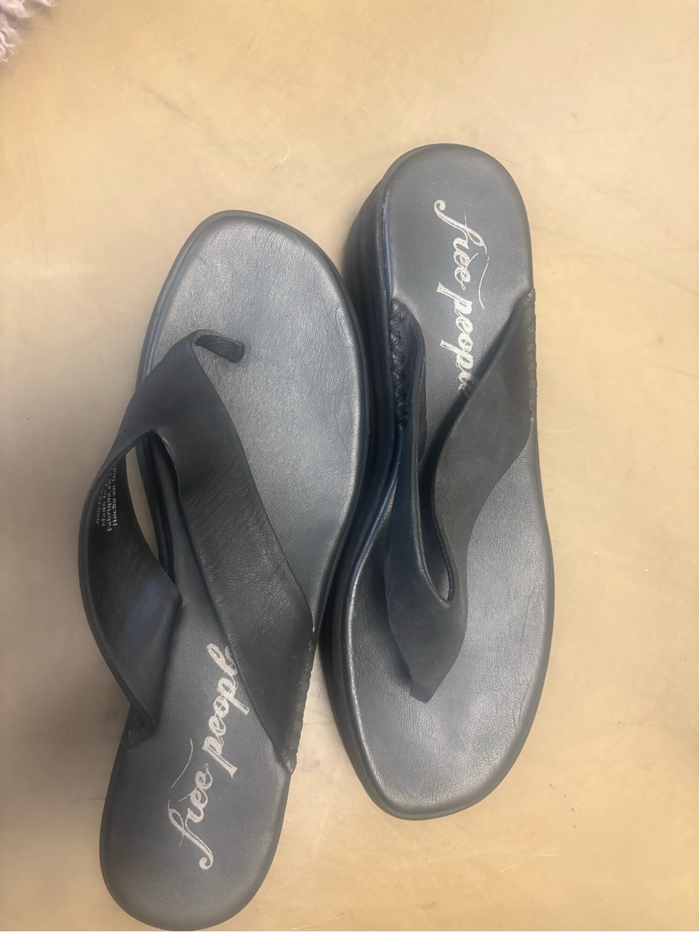 Free People Black Women's Thong Sandals - Sleek Slide Style